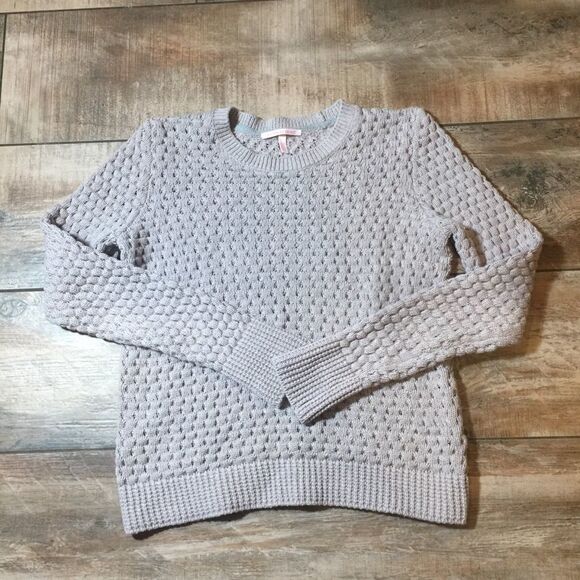VS - Heavy Gray Knit Sweater (S/P) - Picture 1 of 4